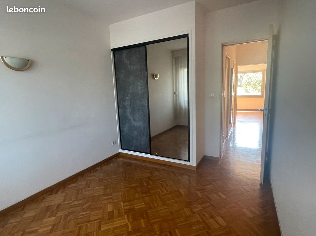 Appartement à louer, 54m², Marseille 8ème