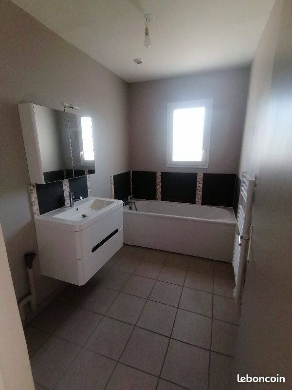 Maison à louer, 70m², Pont-Audemer
