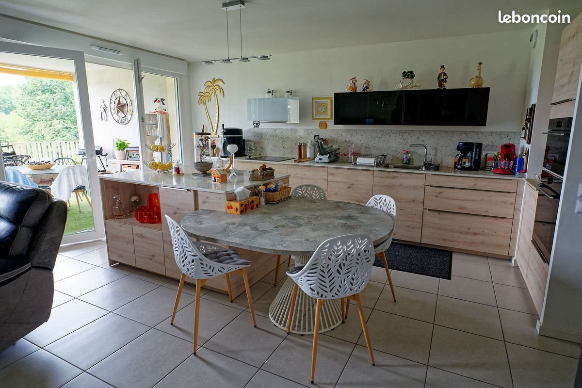 Appartement à vendre, 83m², Lons
