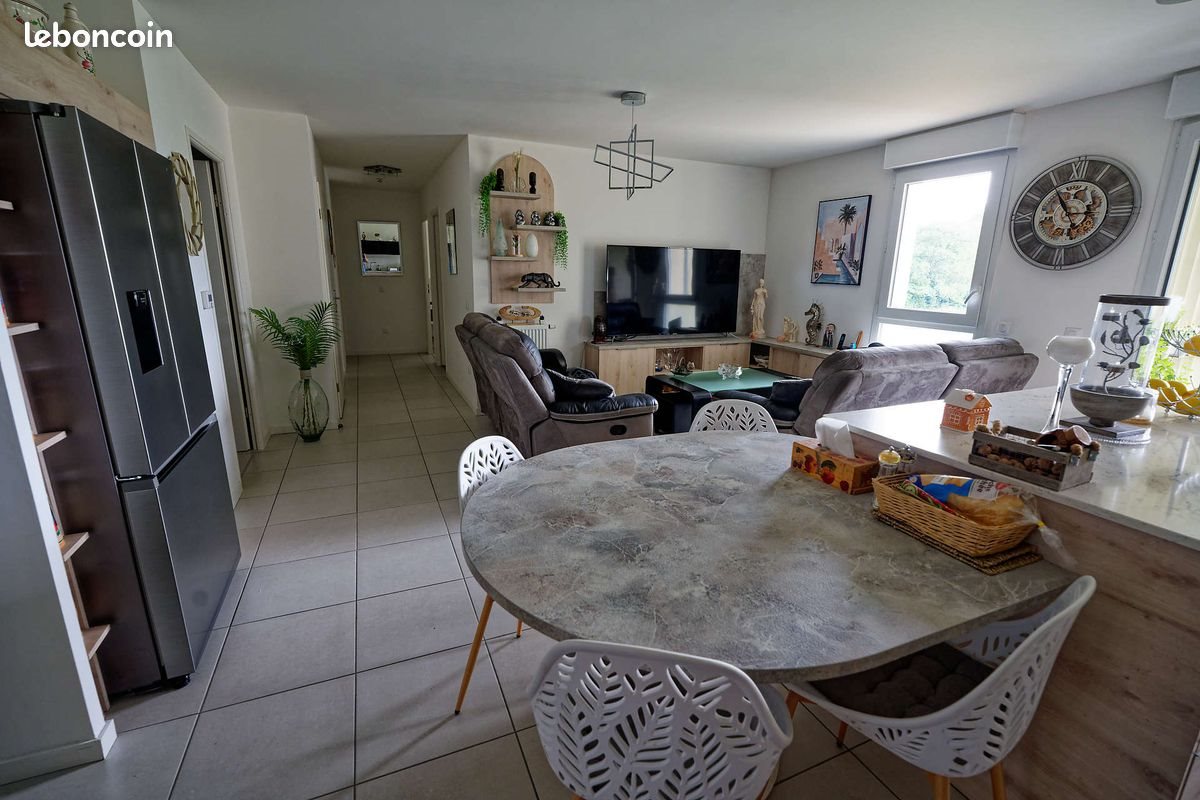Appartement à vendre, 83m², Lons