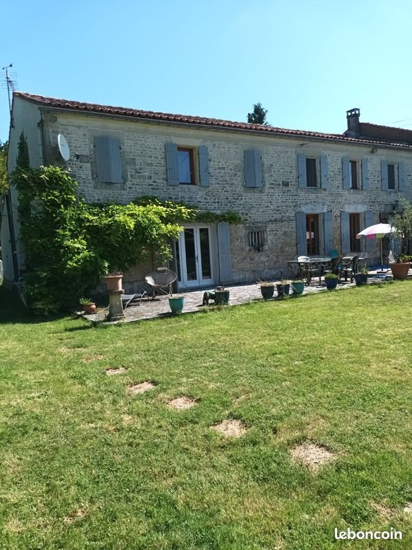 Maison à vendre, 244m², Aumagne