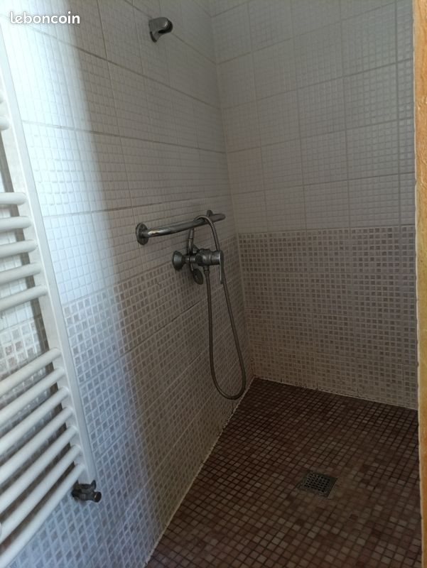 Appartement à louer, 54m², Nîmes