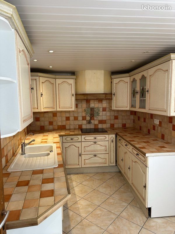 Maison à louer, 90m², Mirabel-aux-Baronnies