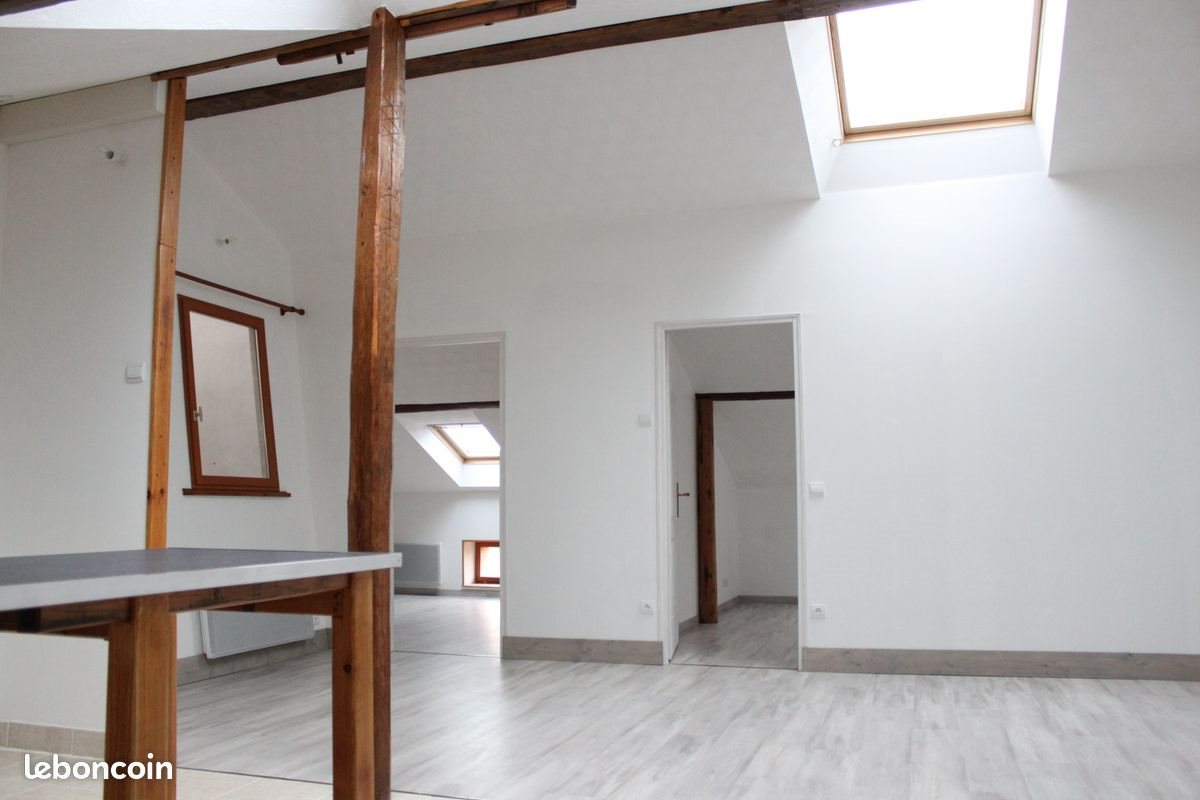 Appartement à louer, 76m², Neuves-Maisons