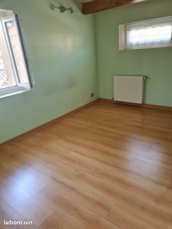 Maison à louer, 80m², Peipin