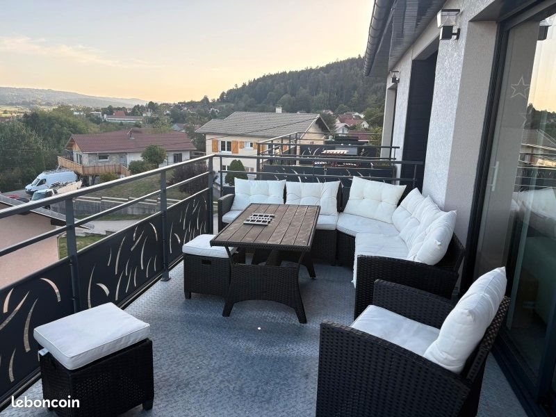 Appartement à louer, 70m², Orchamps-Vennes