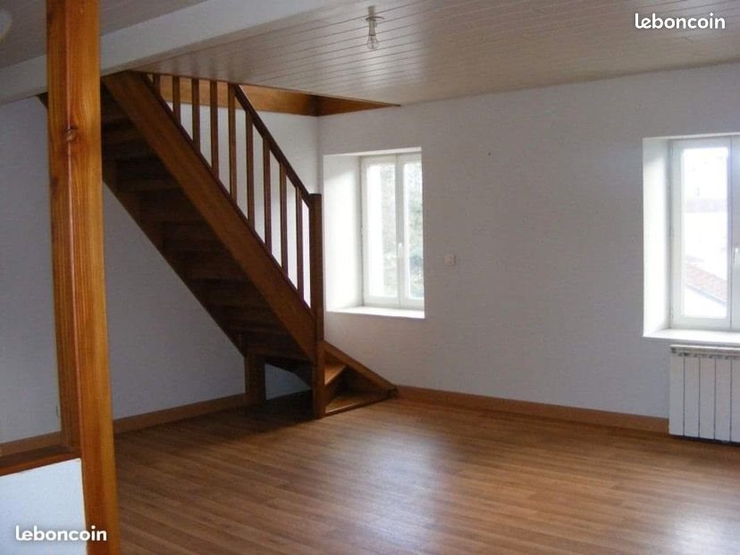 Appartement à louer, 55m², Peschadoires