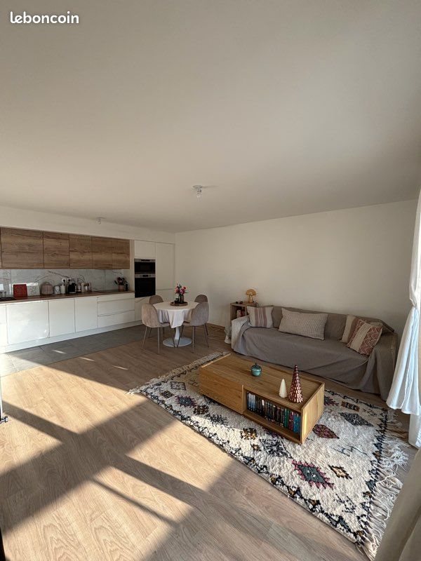 Appartement à louer, 64m², Bordeaux