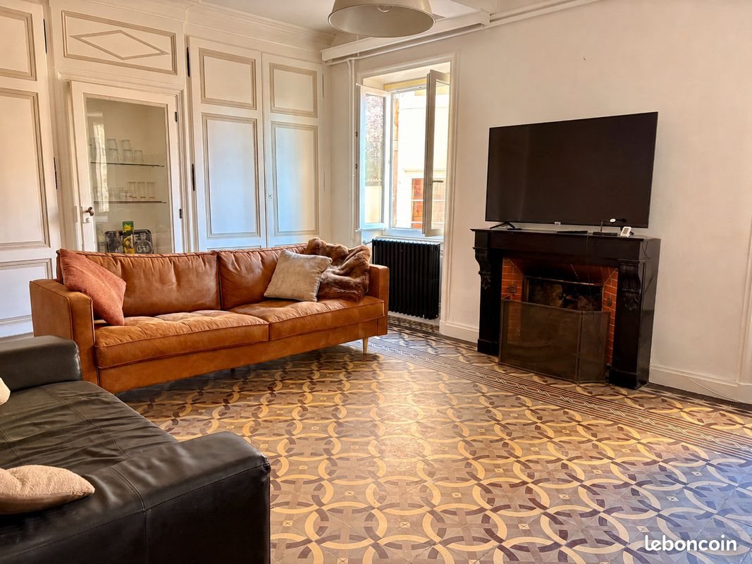 Maison à louer, 300m², Saint-Didier-sur-Chalaronne