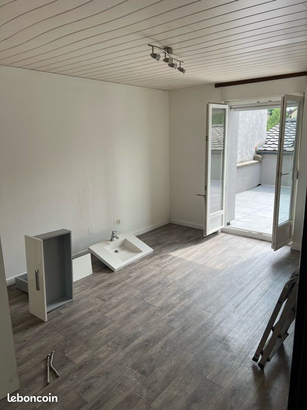 Appartement à louer, 87m², Téterchen