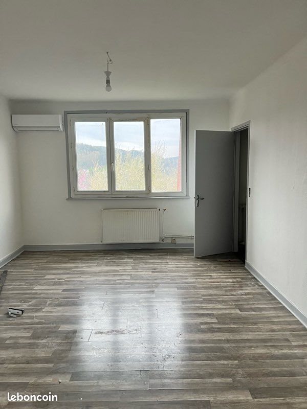 Maison à louer, 90m², La Monnerie-le-Montel