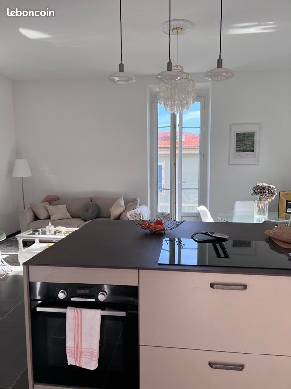 Appartement à louer, 75m², Ajaccio