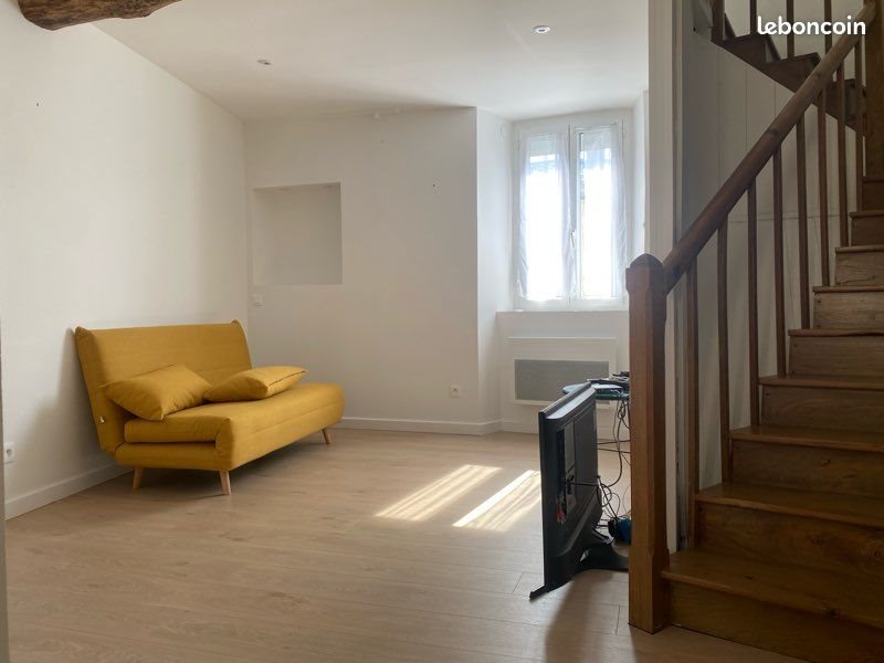 Maison à louer, 49m², Caux-et-Sauzens
