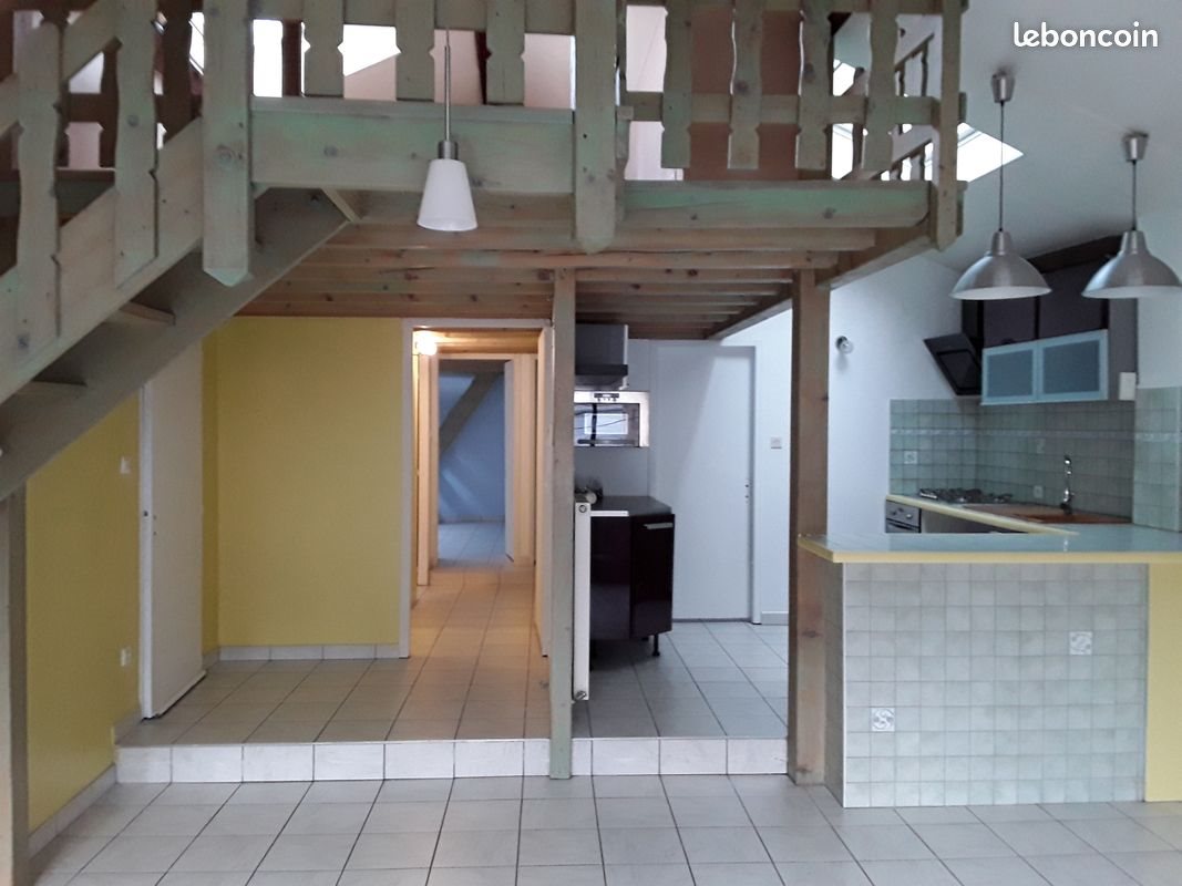 Appartement à louer, 1005m², Heyrieux