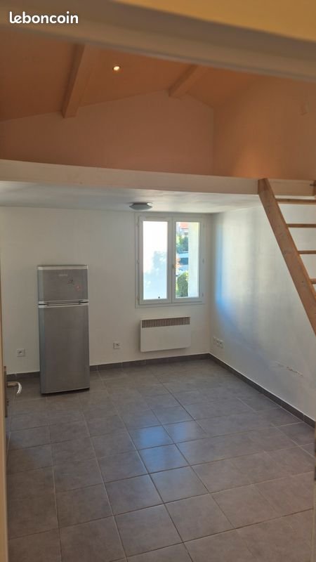 Appartement à louer, 26m², Marseille 11ème