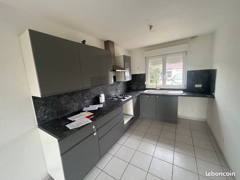 Maison à louer, 90m², Chaussin