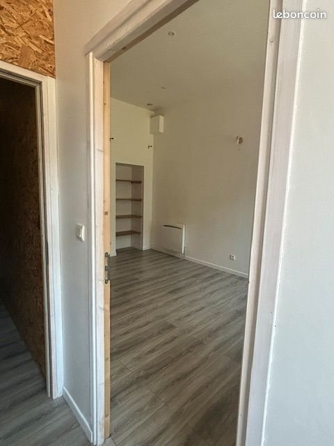 Appartement à louer, 28m², Aubenas