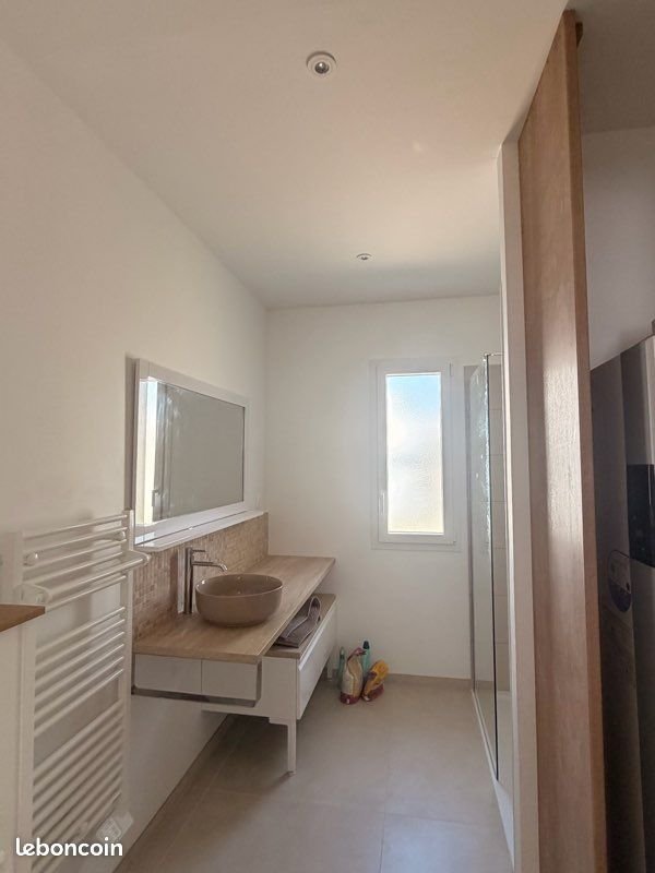 Maison à louer, 70m², Semussac