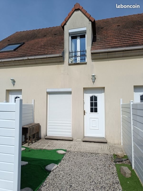 Appartement à louer, 46m², Villeron