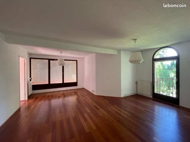 Appartement à louer, 74m², Meylan