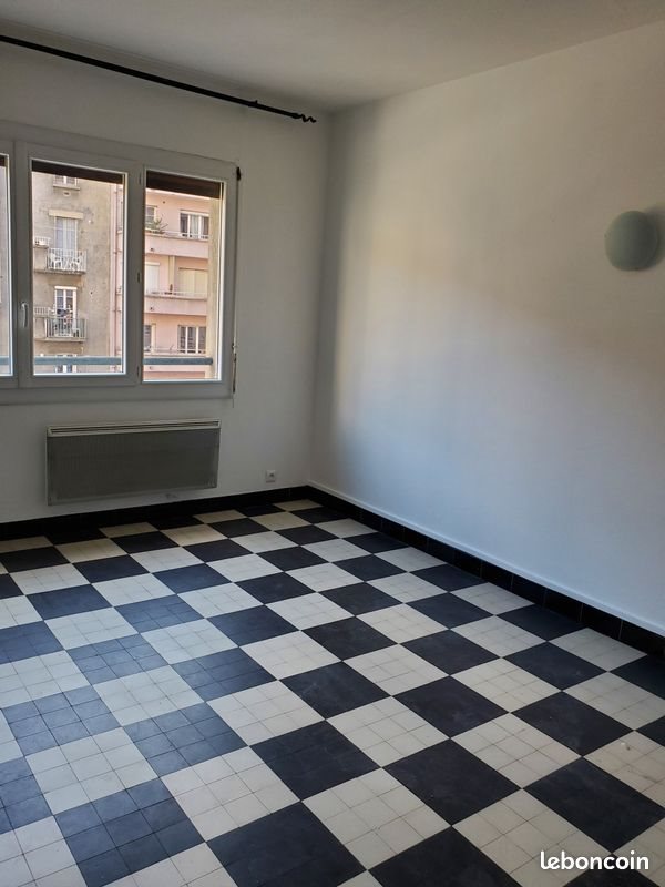 Appartement à louer, 26m², Grenoble
