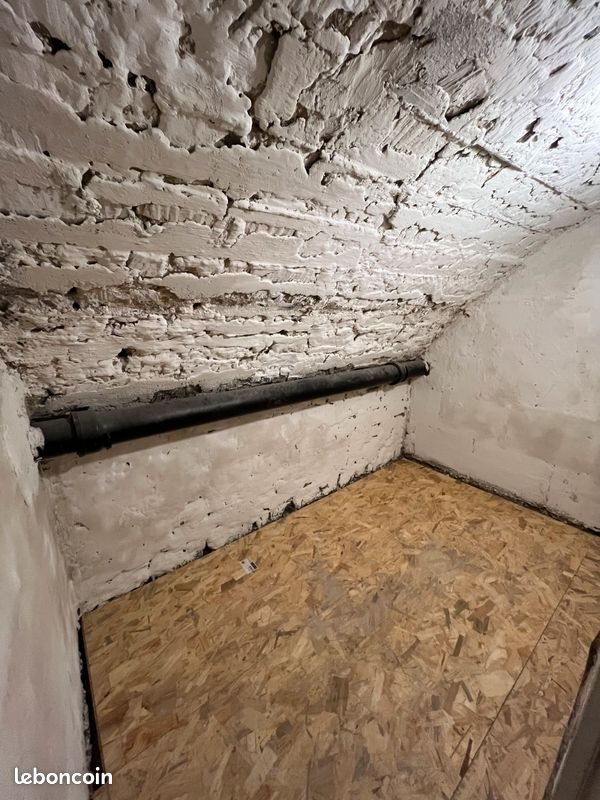 Maison à louer, 5m², Paris 18ème