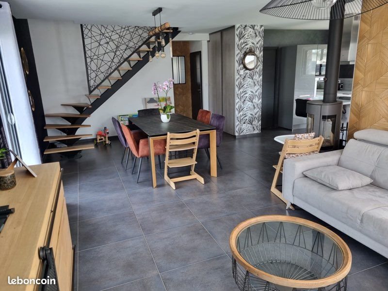 Maison à vendre, 150m², Fougères