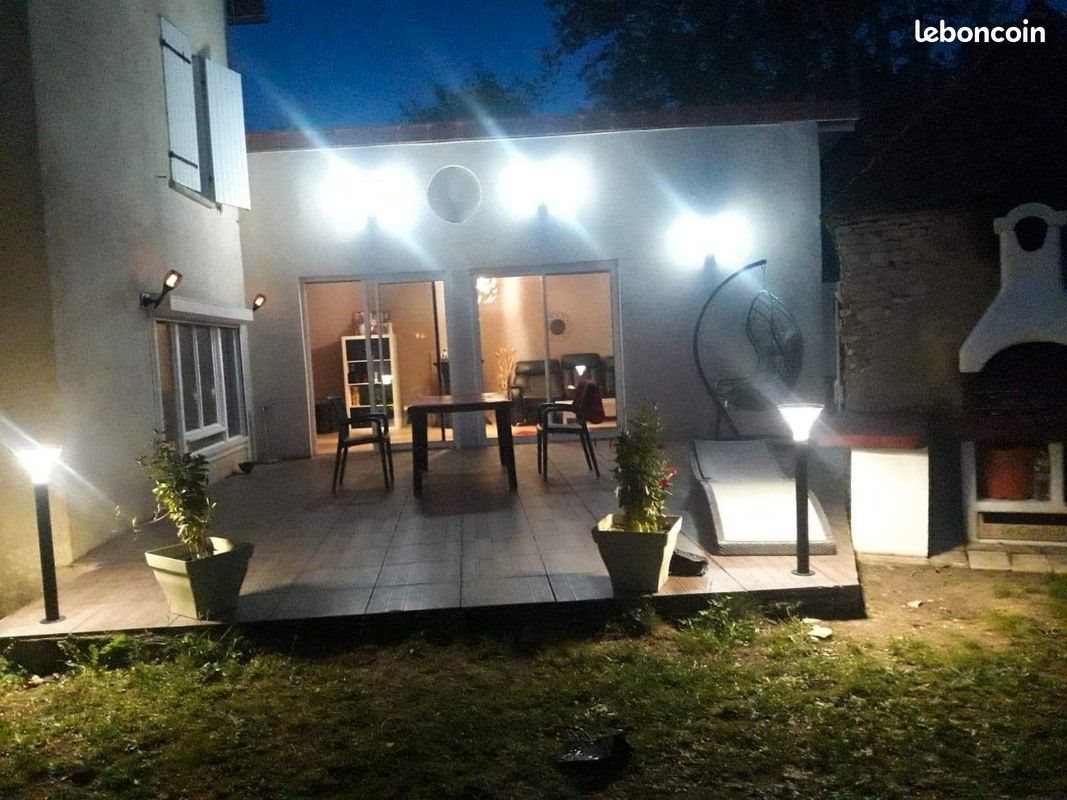 Maison à vendre, 185m², Chezal-Benoît