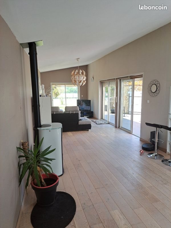 Maison à vendre, 185m², Chezal-Benoît