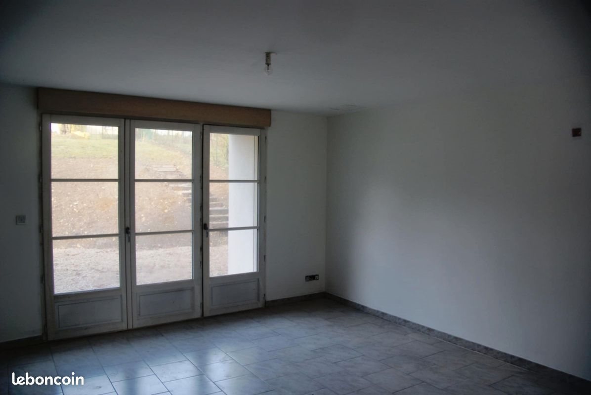 Maison à louer, 140m², Lagery