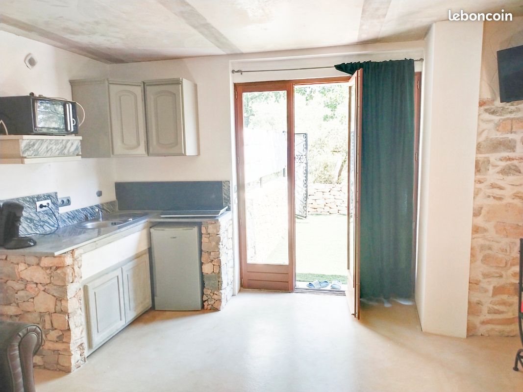 Appartement à louer, 40m², Nîmes