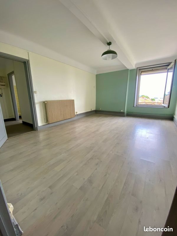 Appartement à louer, 45m², Vandoeuvre-lès-Nancy