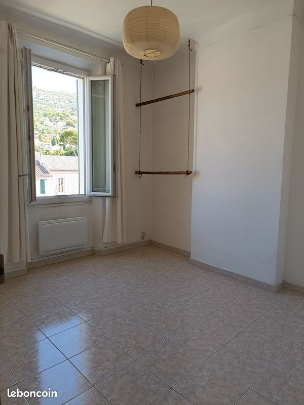 Appartement à louer, 42m², Toulon