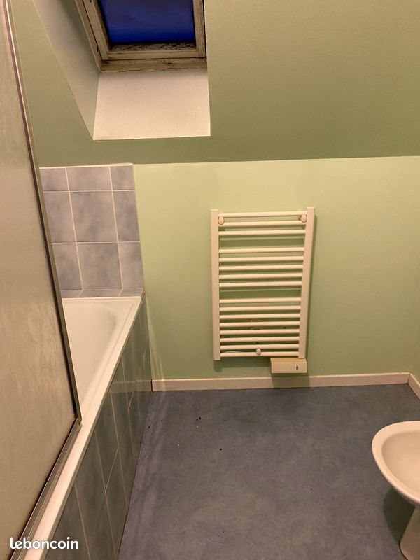 Maison à louer, 120m², Saint-Vran