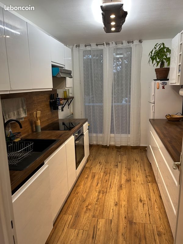 Appartement à louer, 67m², Evry