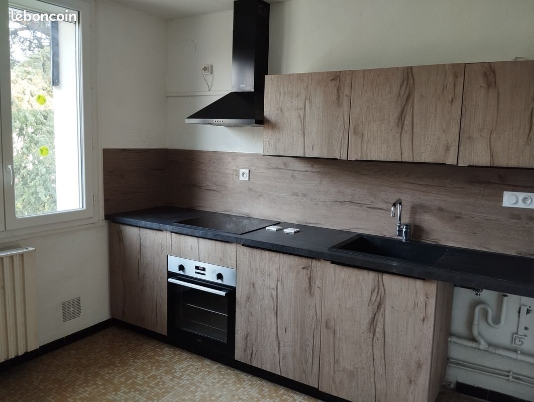 Appartement à louer, 75m², Bourg-lès-Valence
