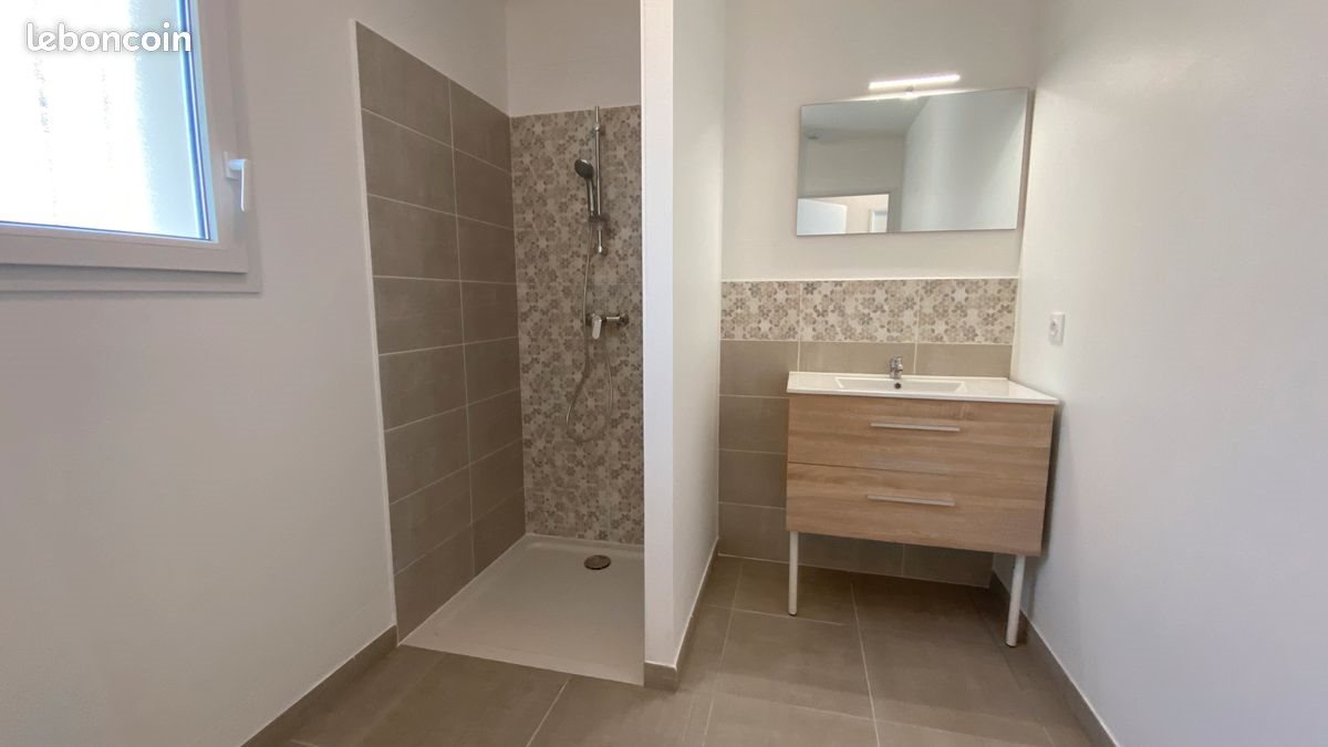 Maison à louer, 85m², Montélimar