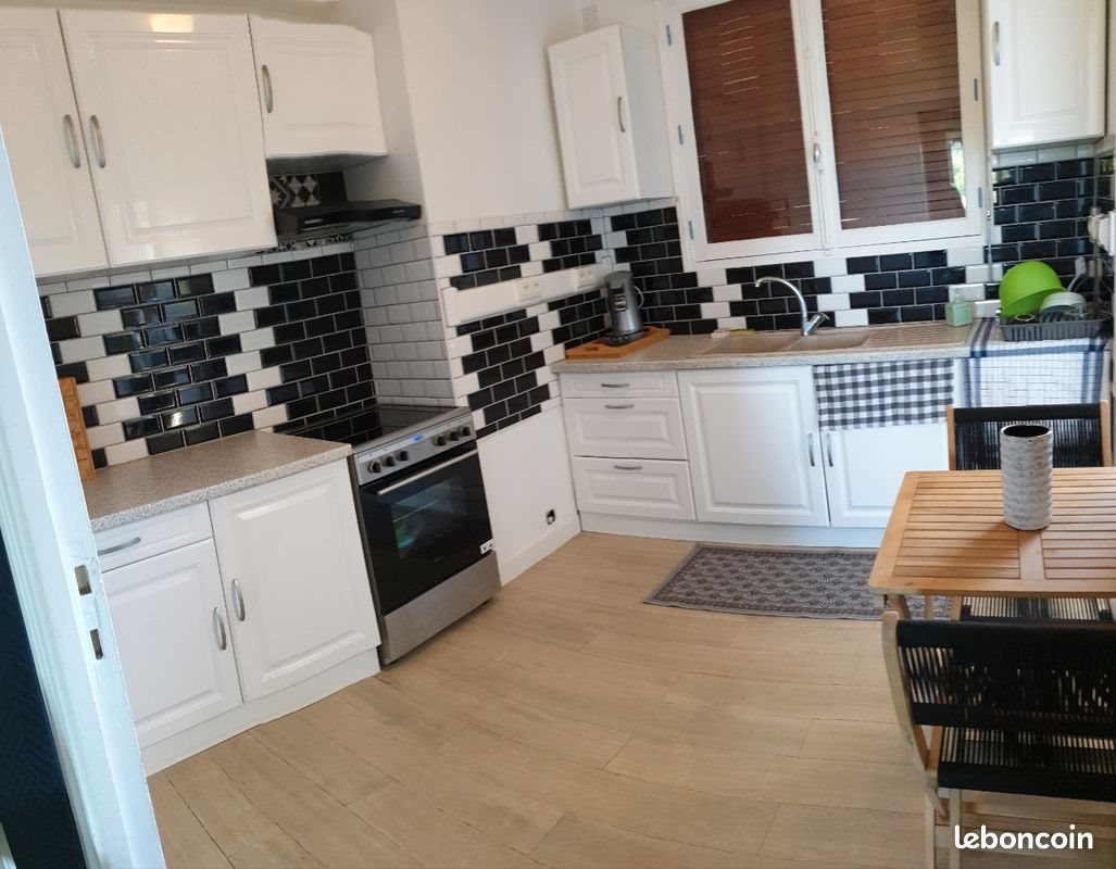 Appartement à louer, 1m², Argentat