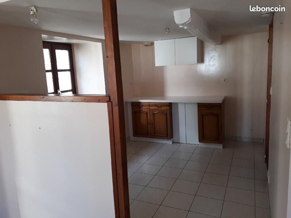 Appartement à louer, 65m², Saint-Martin-Lestra