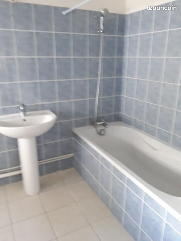 Appartement à louer, 65m², Saint-Martin-Lestra