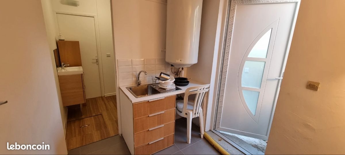 Appartement à louer, 12m², Marseille 8ème
