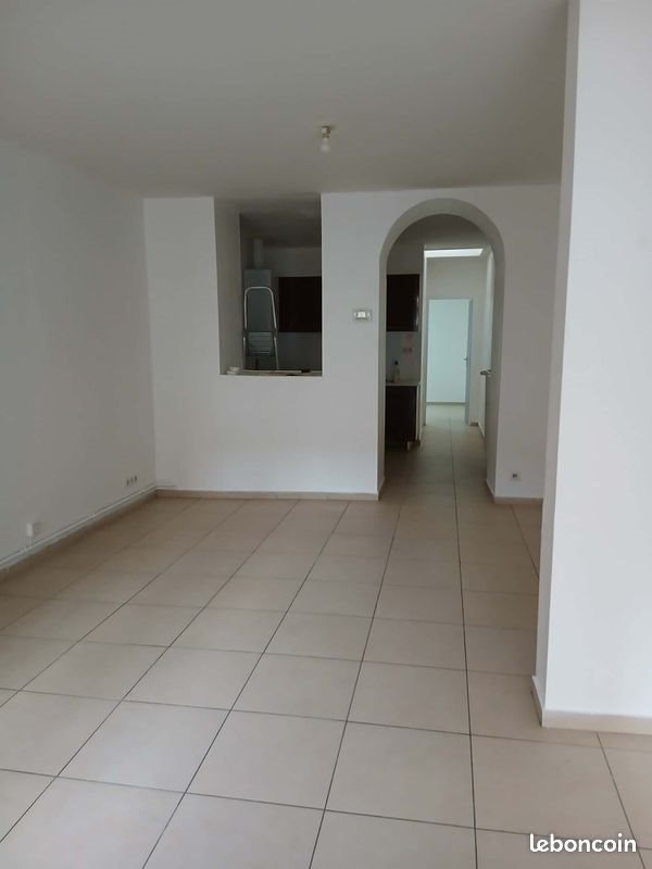 Appartement à louer, 47m², Saint-Amand-les-Eaux