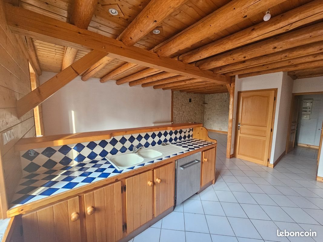 Appartement à louer, 83m², Longchaumois