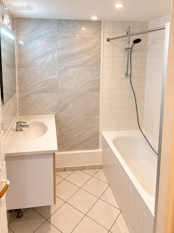 Appartement à louer, 45m², Châteauneuf-en-Thymerais