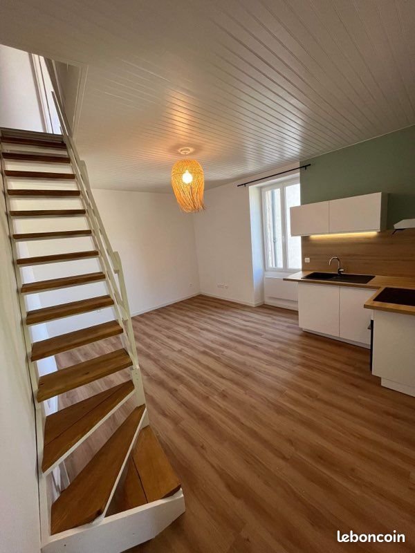 Appartement à louer, 30m², Saint-Céré