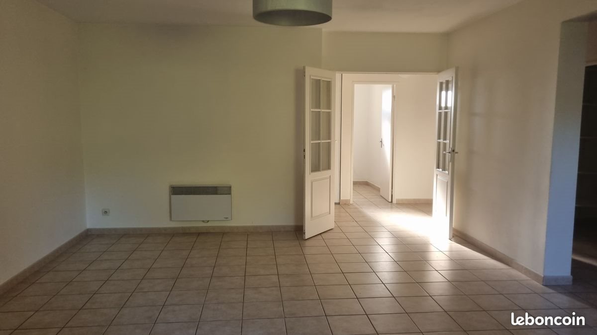 Appartement à louer, 100m², Pierrelatte