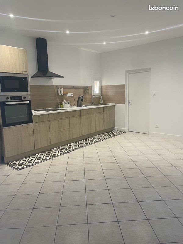 Maison à louer, 112m², Fareins
