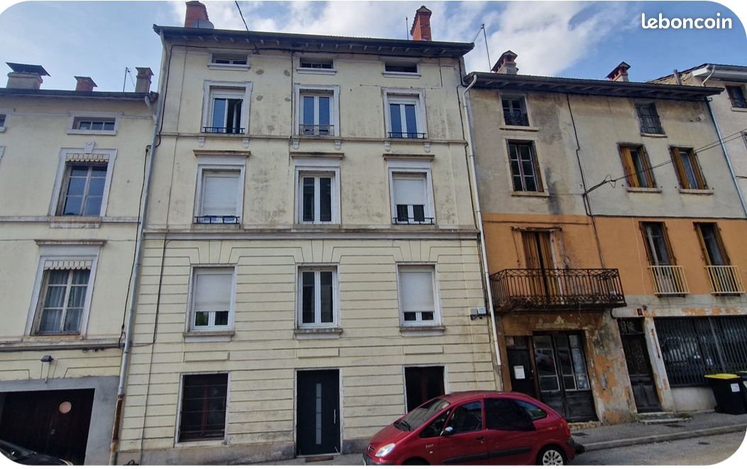 Appartement à louer, 85m², Tenay