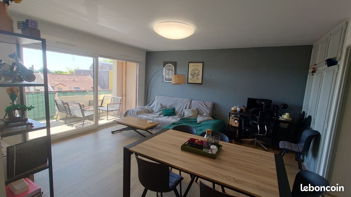 Appartement à vendre, 72m², Saint-Max