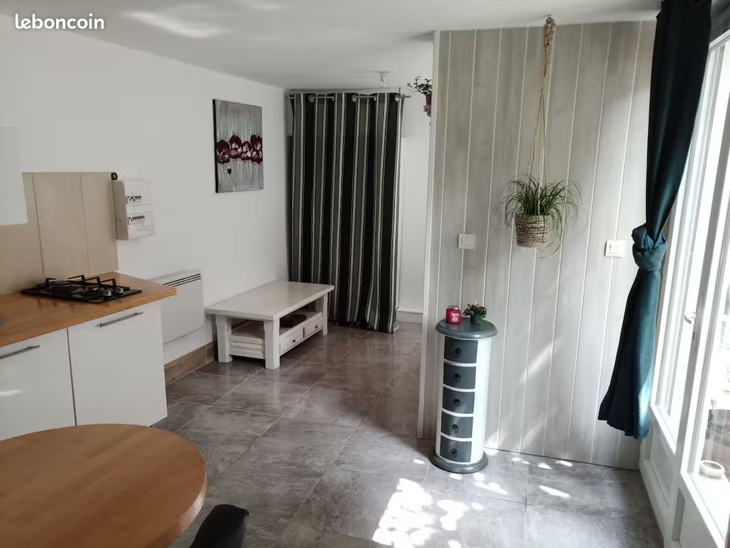 Appartement à louer, 27m², Luçon